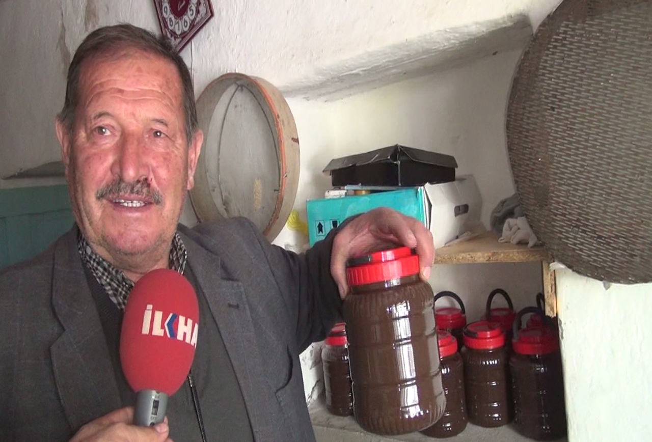 Muş’ta ürettiği keten macununu Avrupa’ya gönderiyor Muş’ta ürettiği keten macununu Avrupa’ya gönderiyor
